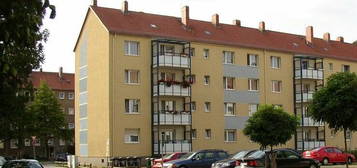 WBG - 2 Zimmer mit Balkon u. Wohlfühlbad!