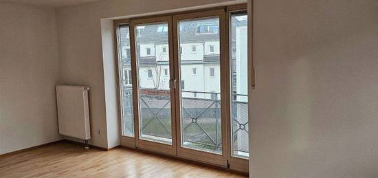 Schöne 3-Zi.-Wohnung mit Galerie, zentrumsnah in Rosenheim gelegen!