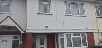 4 bedroom terraced house to rent