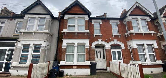 Terraced house for sale in Hampton Road, Ilford IG1