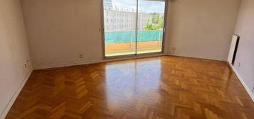 Appartement  à louer, 2 pièces, 1 chambre, 57 m²