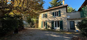 Maison  à louer, 3 pièces, 2 chambres, 85 m²