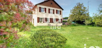 Maison de village 1 étage  à vendre, 4 pièces, 3 chambres, 100 m²