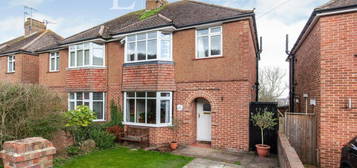 3 bedroom semi-detached house