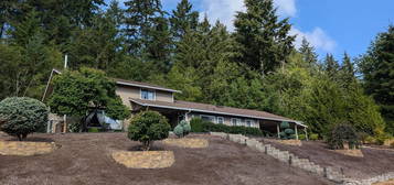 6830 Arlington Pl SE, Port Orchard, WA 98367