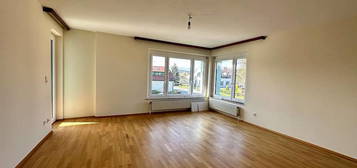 3-Zimmerwohnung mitten in Michelhausen mit Balkon; Miete warm