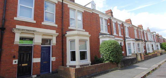 Terraced house to rent in Sunbury Avenue, Jesmond, Newcastle Upon Tyne NE2