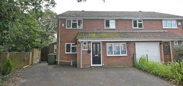 5 bedroom semi-detached house for sale