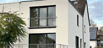 Neuwertig + nahezu fertiggestellt = ECHTE GELEGENHEIT! Ausbau-Doppelhaushälfte in Wiesbaden