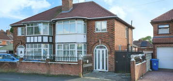 3 bed semi-detached house for sale