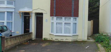 4 bedroom terraced house