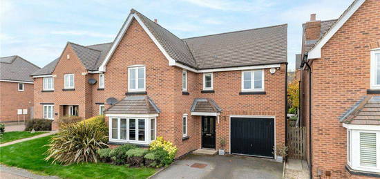 4 bed detached house for sale