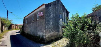 Quinta T2 na Rua Mateus Pereira dos Reis, Ferrarias