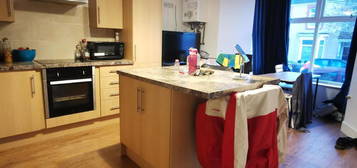 Flat to rent in Rhyddings Terrace, Brynmill, Swansea SA2