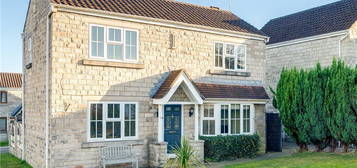 3 bed detached house for sale