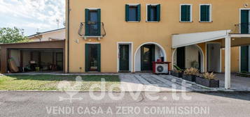 Villa a schiera Borgo L. Battisti 49/11, San Bellino