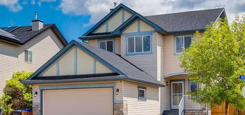 210 W Invermere Dr, Chestermere, AB T1X 1M8