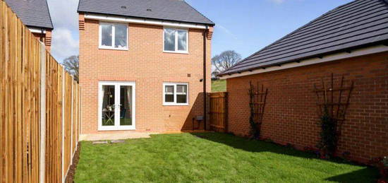 3 bed detached house for sale