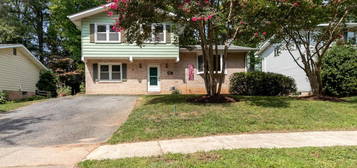 237 Lastner Ln, Greenbelt, MD 20770