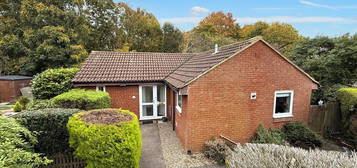 2 bed detached bungalow for sale