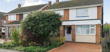 3 bed detached house for sale