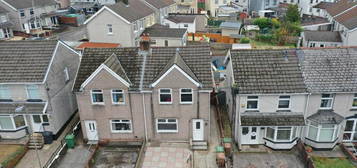 3 bedroom semi-detached house