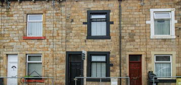 2 bedroom terraced house