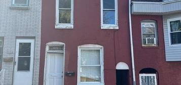 522 Maple St, Reading, PA 19602