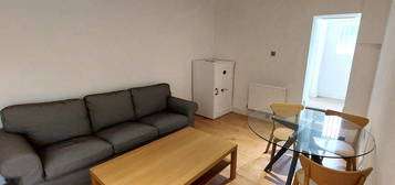 Flat to rent in Haven Lane, London W5