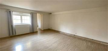 Appartement  à louer, 2 pièces, 1 chambre, 49 m²
