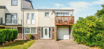 3 bedroom semi-detached house