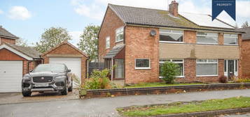 3 bedroom semi-detached house for sale