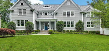 10 Scout Trl, Darien, CT 06820