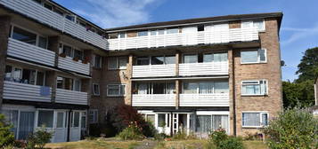 Flat to rent in Wendover Road, Havant, Havant, Hampshire PO9