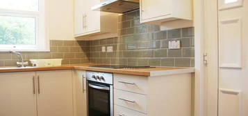 5 bedroom terraced house