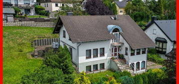 *SPKKM* Einfamilienhaus mit Einliegerwohnung ideal für Familien in begehrter Lage von Kierspe!