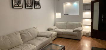 Ap. 2 Camere, Metrou 10 Min, Pet-Friendly, Bucatarie Inchisa, Curat