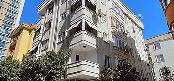 MALTEPEDE BAĞDAT CADDESİNİN YANINDA 3+1 FIRSAT DAİRE