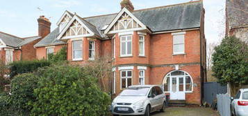 4 bedroom semi-detached house