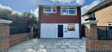 3 bedroom detached house