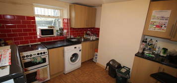 Terraced house to rent in Iffley Road, Oxford OX4