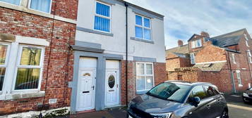 Flat for sale in Chandos Street, Deckham, Gateshead NE8