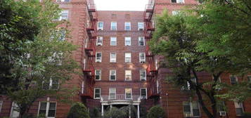 111-39 76 Road UNIT D9, Forest Hills, NY 11375