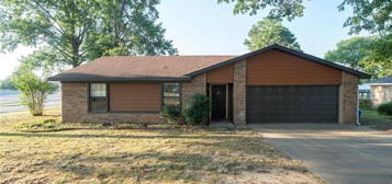 3001 Grinnell Ave, Fort Smith, AR 72908