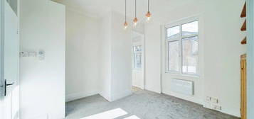 Flat for sale in Eastdown Park, London SE13