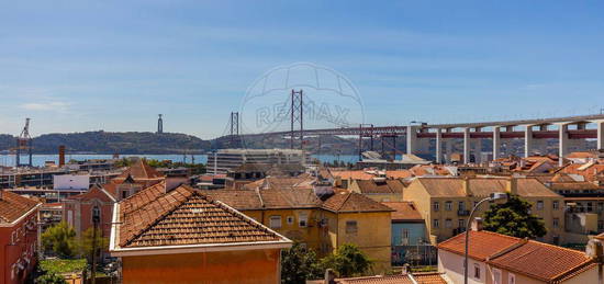 Apartamento T2 para arrendar em Lisboa