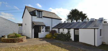 2 bedroom detached house