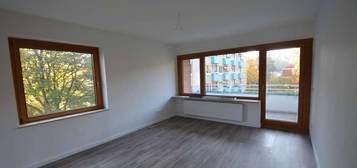 Erstbezug nach Modernisierung! 
Helle 3-Zimmer-Wohnung mit Balkon