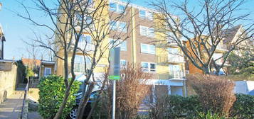 2 bedroom ground floor flat