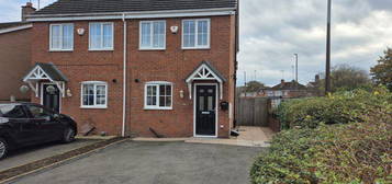 2 bedroom semi-detached house to rent